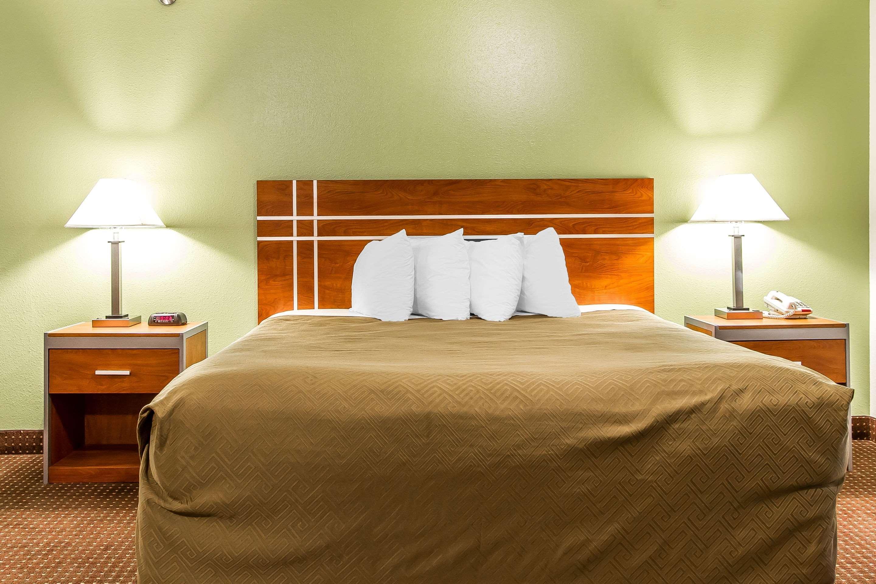 Econo Lodge & Suites Пекин Экстерьер фото