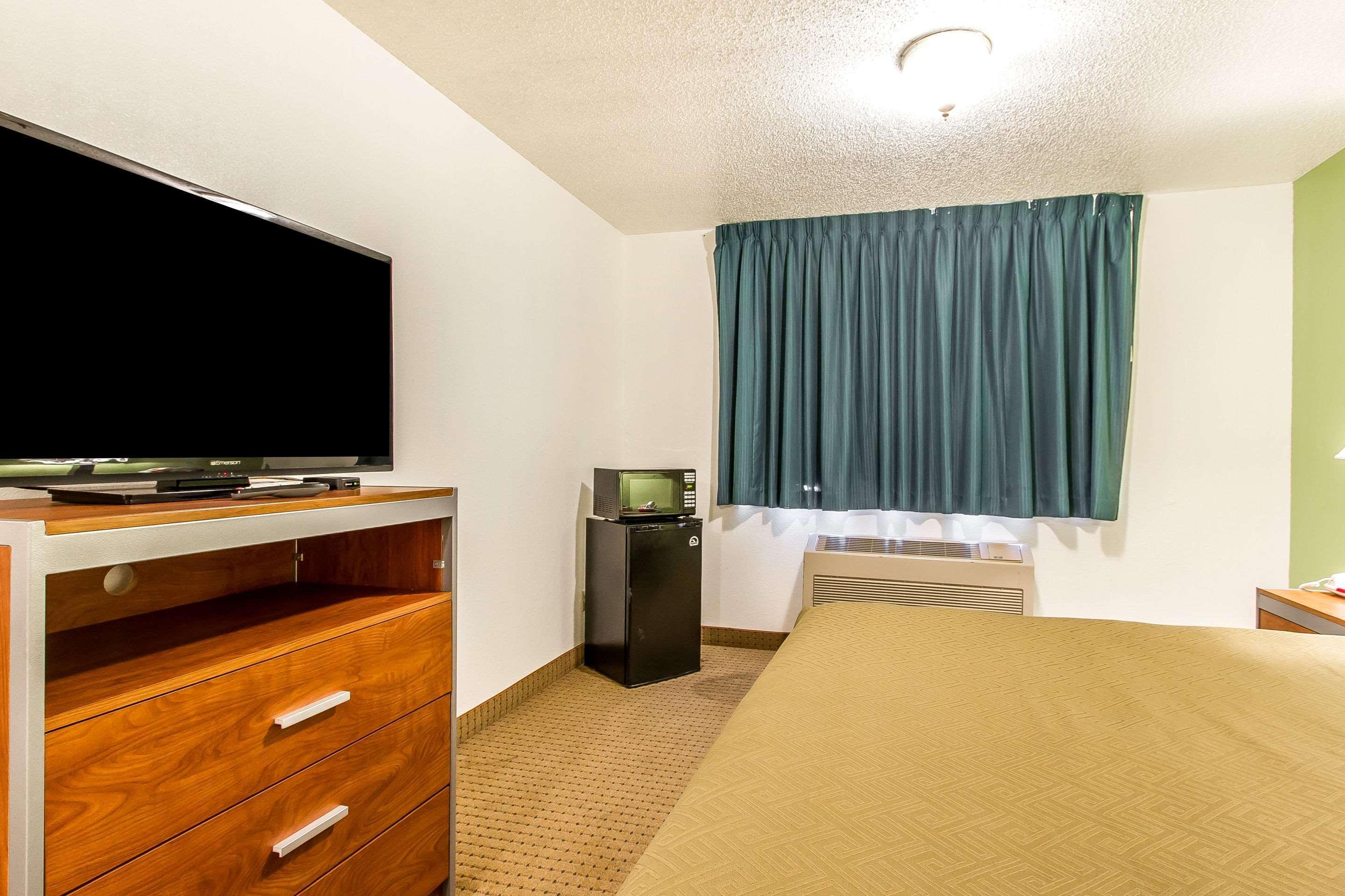 Econo Lodge & Suites Пекин Экстерьер фото