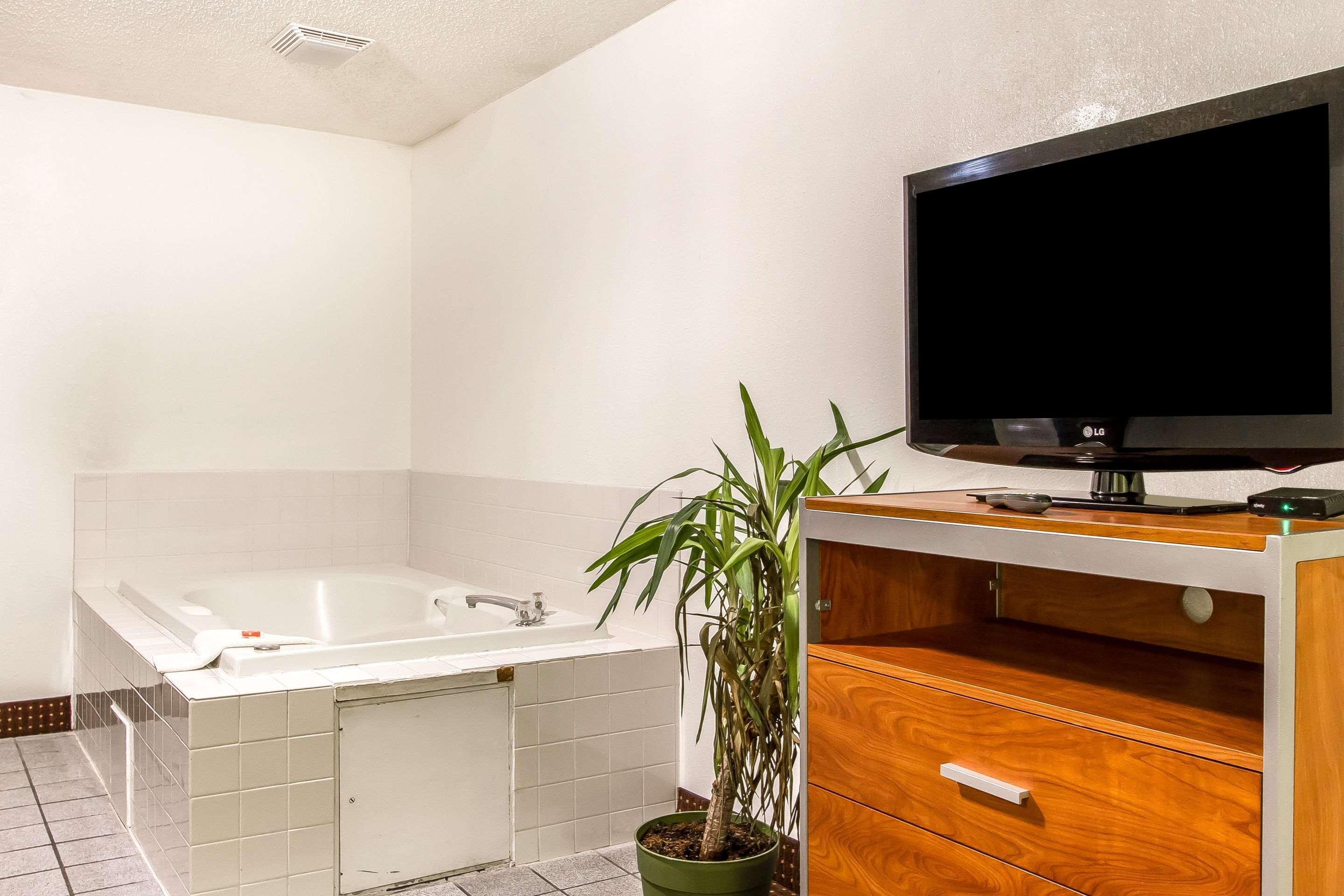 Econo Lodge & Suites Пекин Экстерьер фото