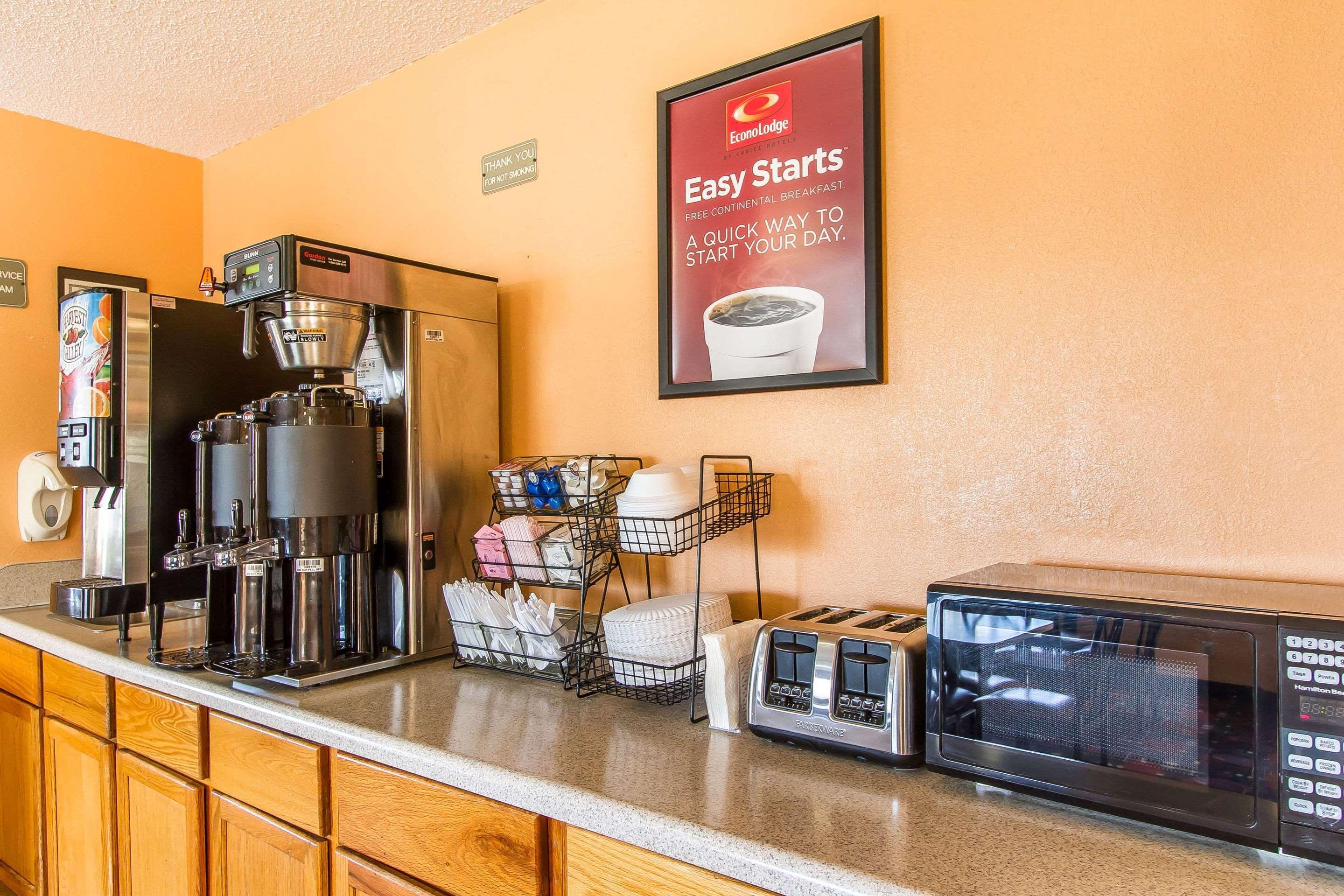 Econo Lodge & Suites Пекин Экстерьер фото