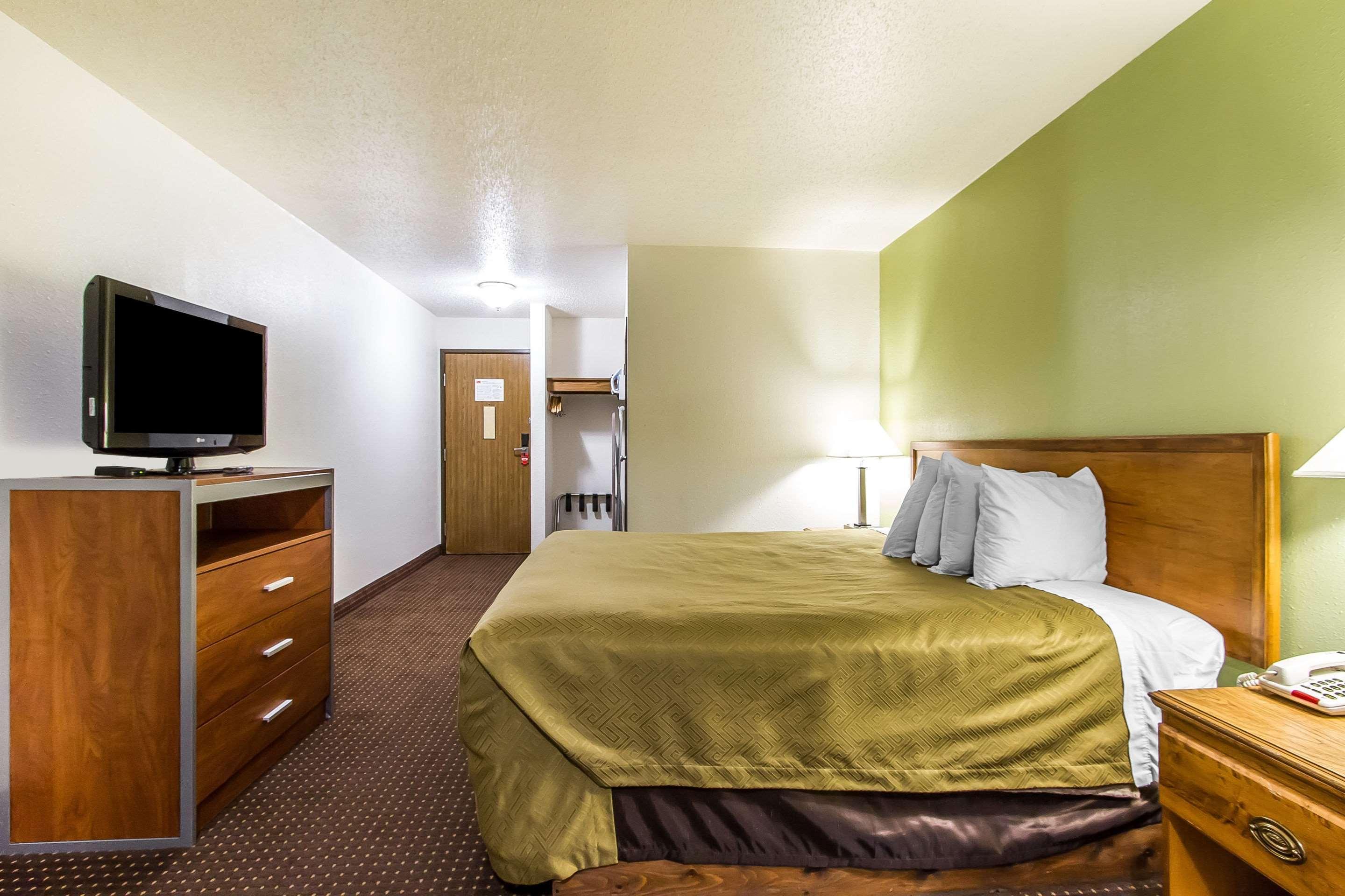 Econo Lodge & Suites Пекин Экстерьер фото