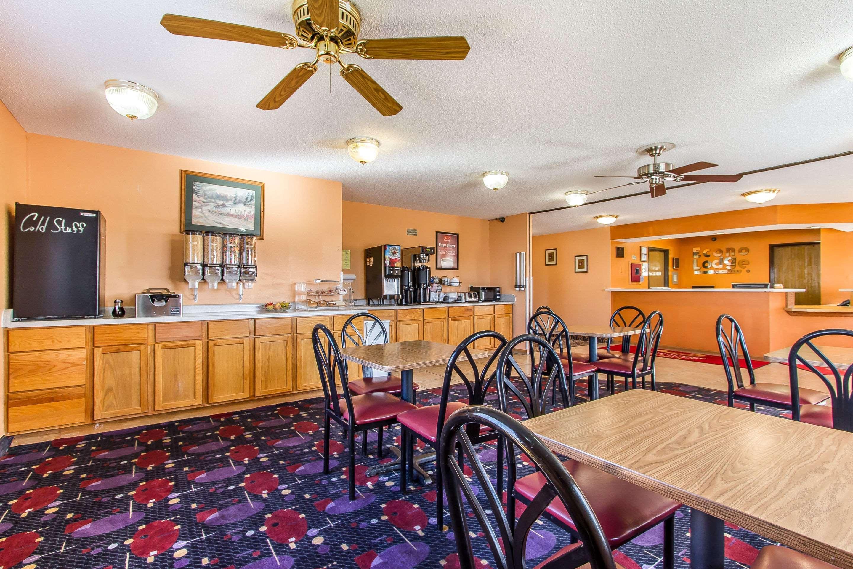 Econo Lodge & Suites Пекин Экстерьер фото